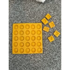 VINTAGE Rubber Molds Daisy, Heart, Leaf And Rose Cream Cheese Wedding Mint